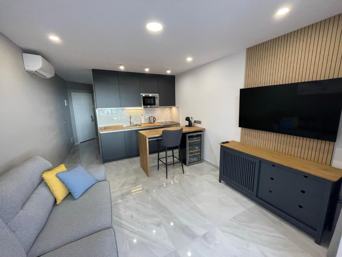 Luxury Diamond - Ocean View, Big Terraces, Air Con, Wifi Appartement Los Cristianos  Buitenkant foto