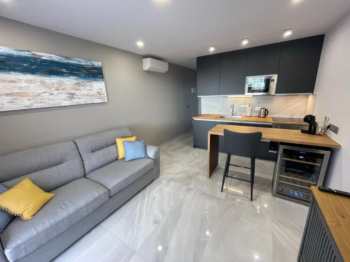 Luxury Diamond - Ocean View, Big Terraces, Air Con, Wifi Appartement Los Cristianos  Buitenkant foto