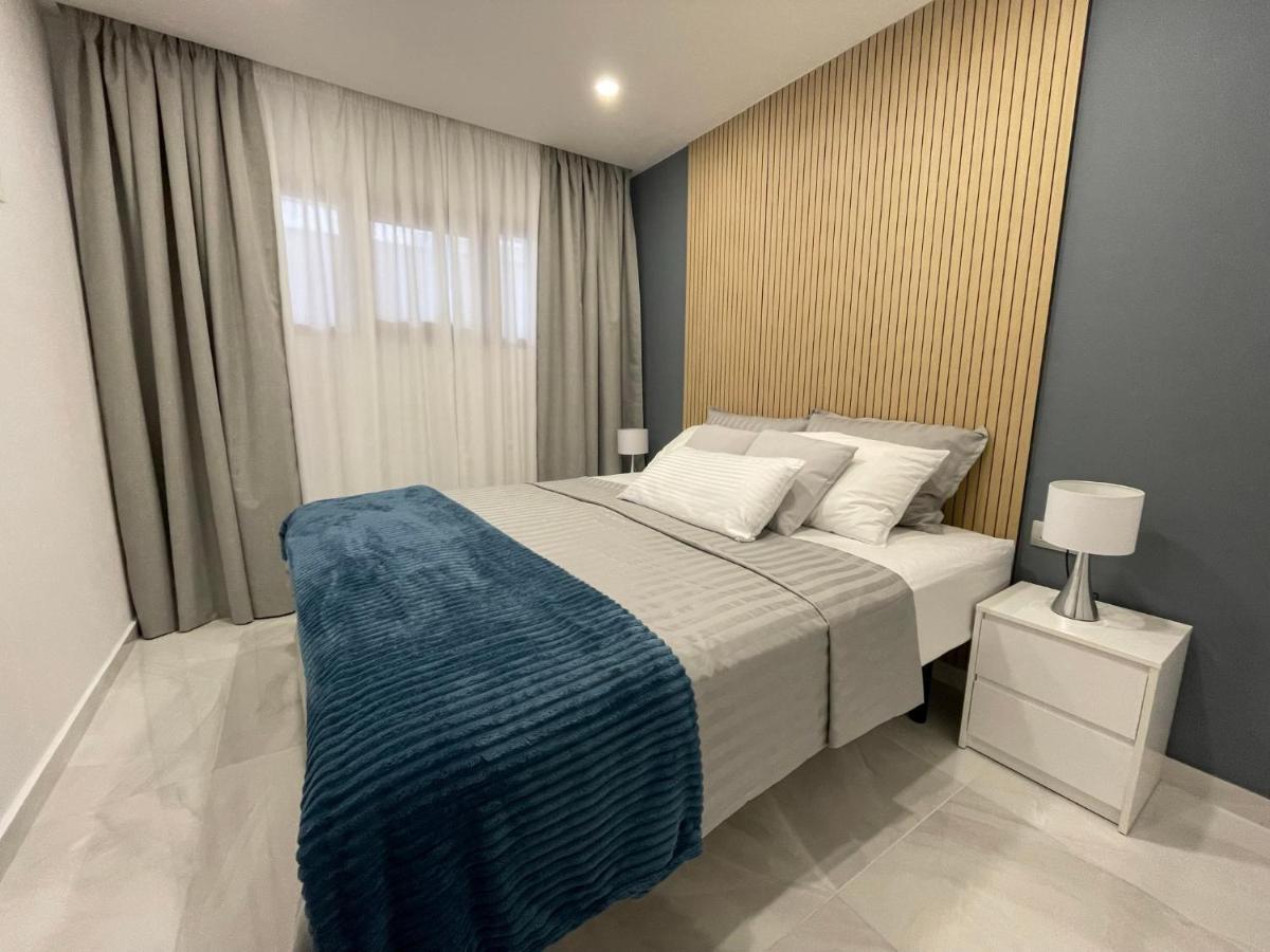 Luxury Diamond - Ocean View, Big Terraces, Air Con, Wifi Appartement Los Cristianos  Buitenkant foto