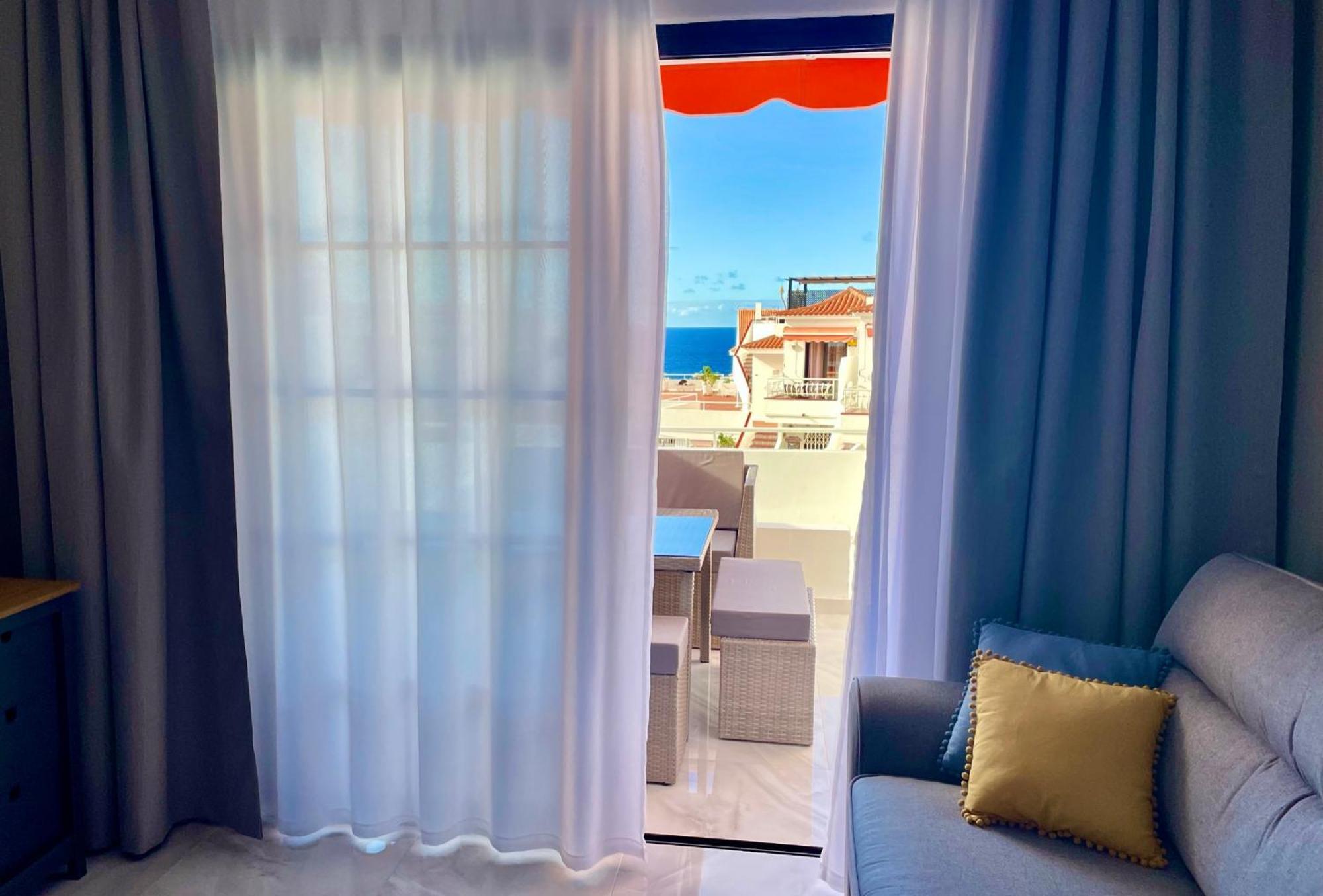 Luxury Diamond - Ocean View, Big Terraces, Air Con, Wifi Appartement Los Cristianos  Buitenkant foto