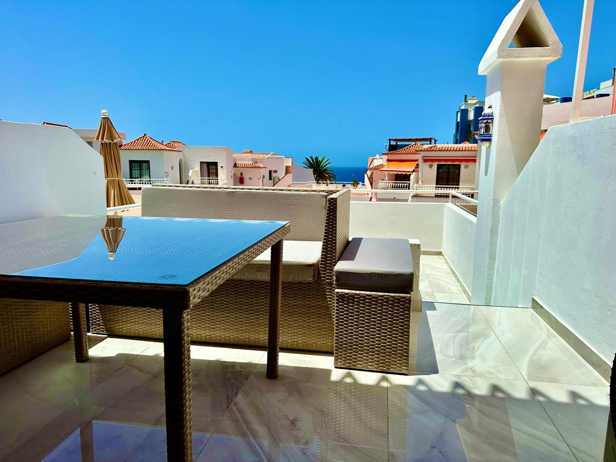 Luxury Diamond - Ocean View, Big Terraces, Air Con, Wifi Appartement Los Cristianos  Buitenkant foto